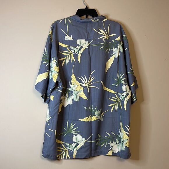 Tommy Bahama Blue Tropical Print Hawaiian Button Down Shirt - Size Large - Picture 8 of 11